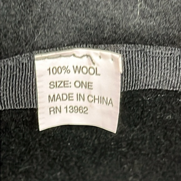 Wool Embroidered bucket hat Black - Picture 6 of 12